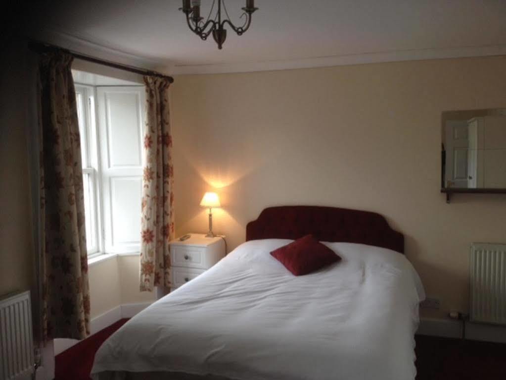 The Allan Ramsay Hotel Carlops Екстериор снимка